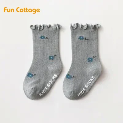 Venta al por mayor, diseño personalizado, calcetines bonitos para niños, calcetines coloridos de algodón para niñas, calcetines para adolescentes y niños, calcetín de equipo de dibujos animados para niños con ratón Jacquard